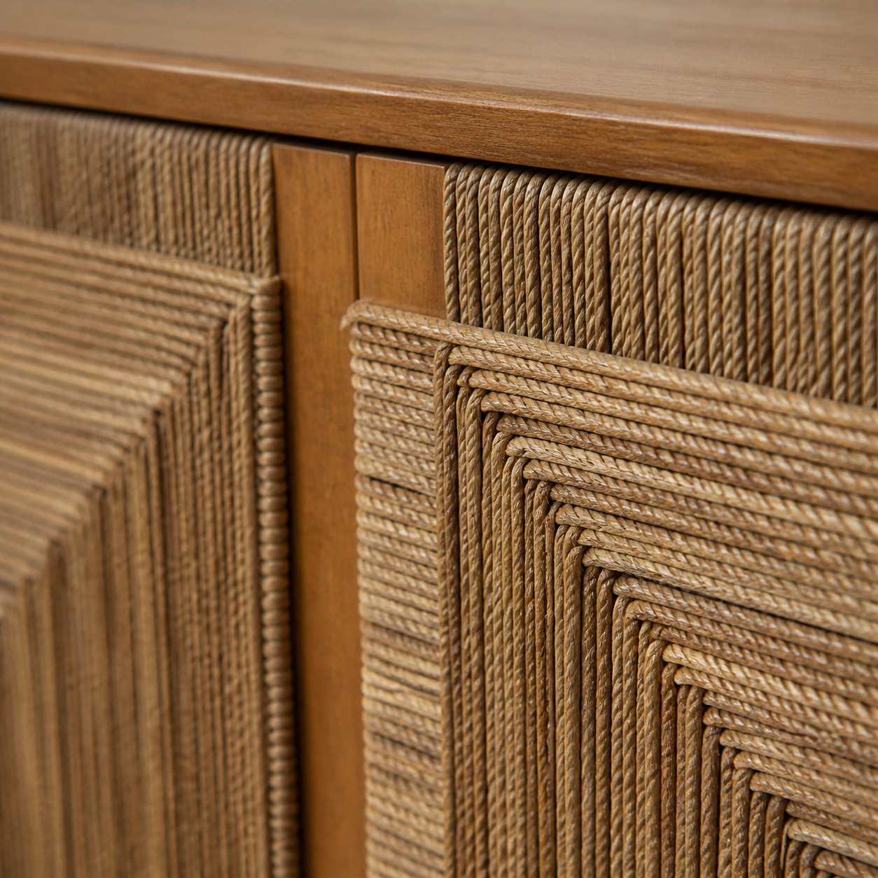 Taavi Console  gallery