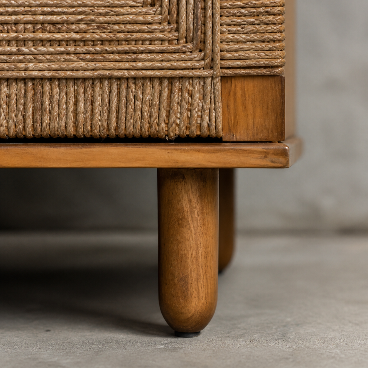 Taavi Console  gallery