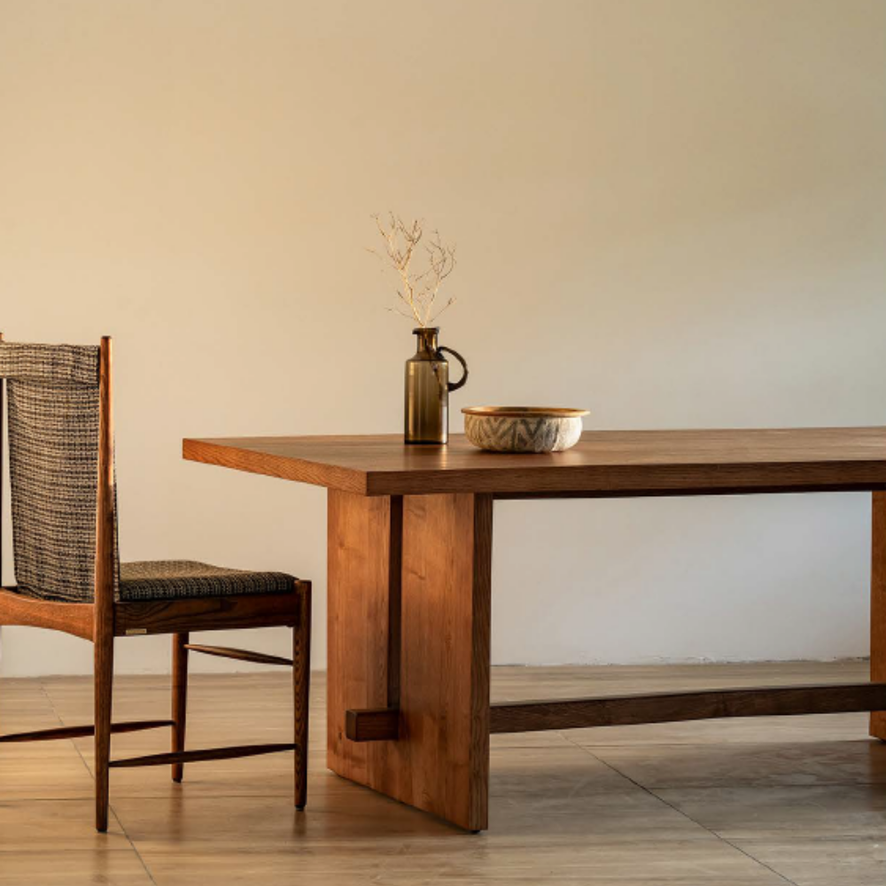 Dior Dining Table