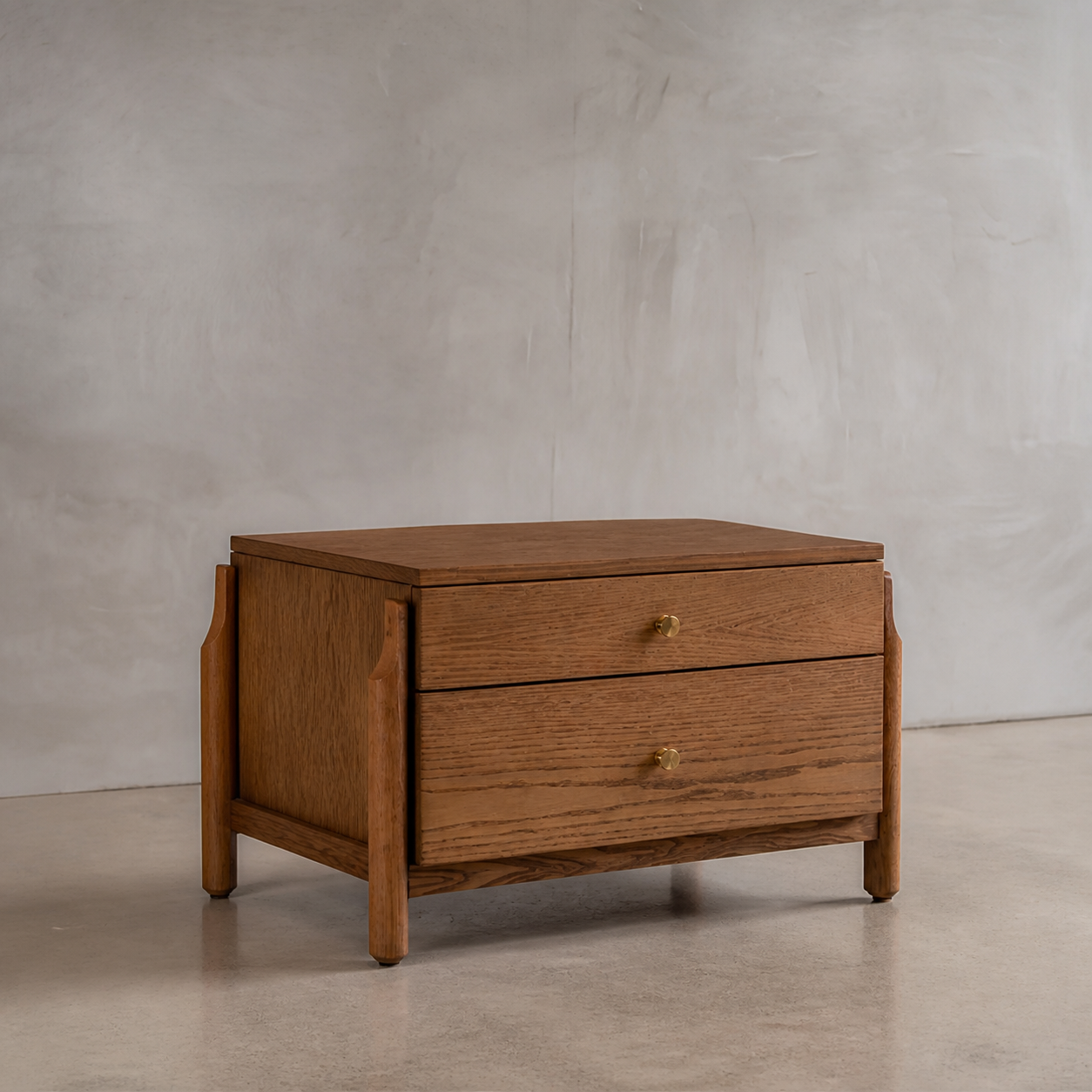 Tiara Night Stand 146 gallery